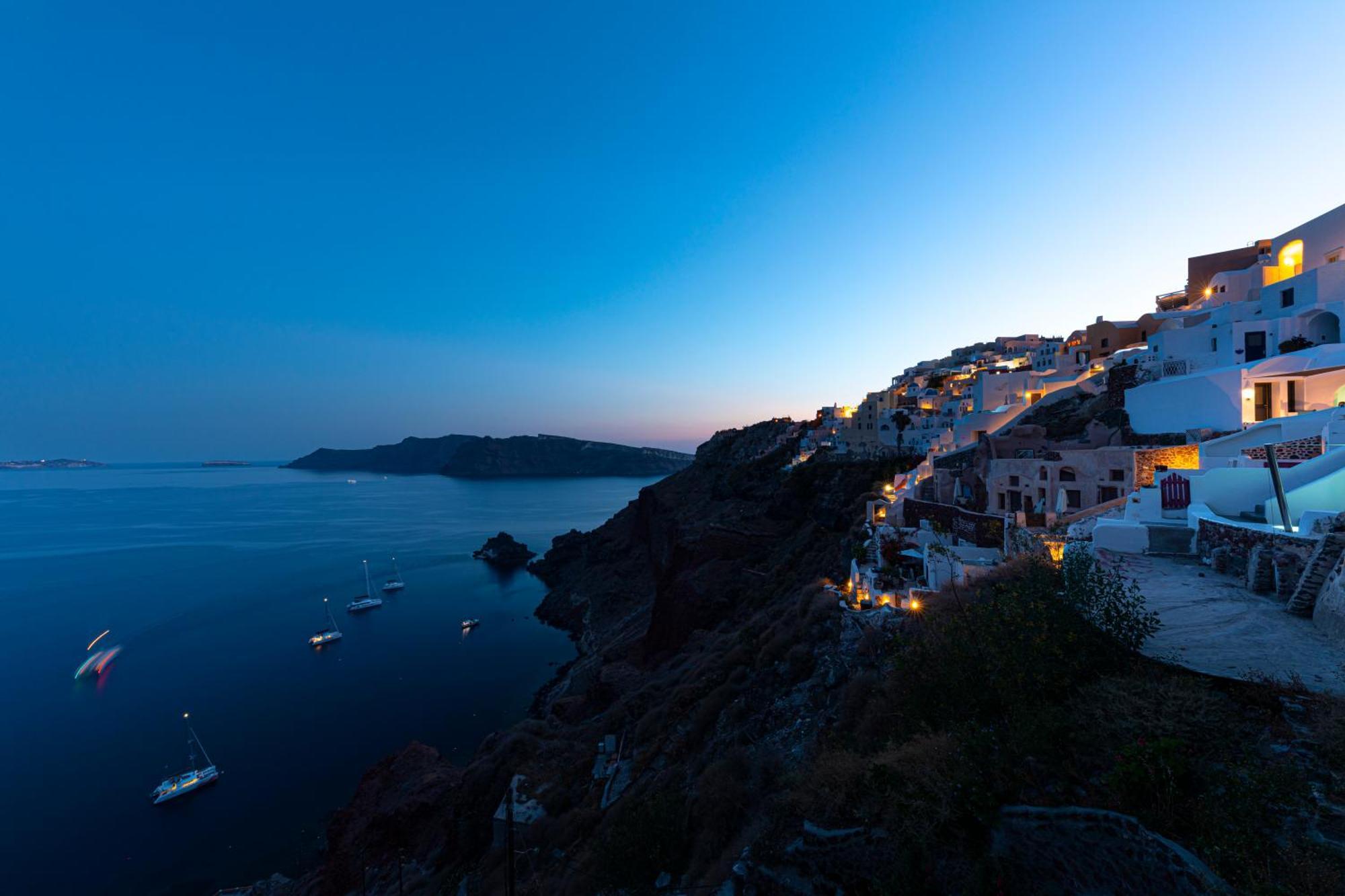 White Cave By Caldera Houses Oia  Bagian luar foto
